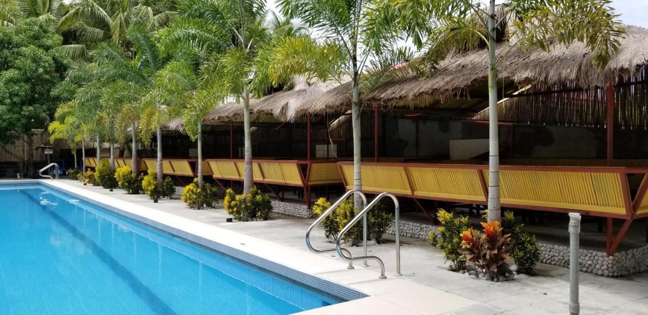 Buenavista Family Inn Tagudin Exteriör bild